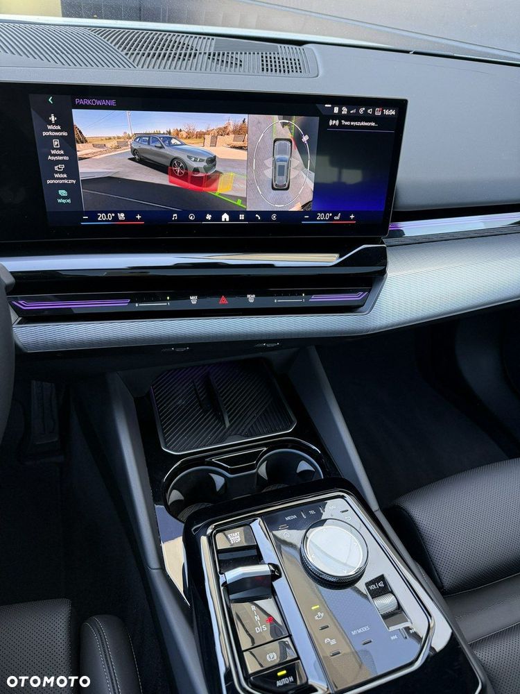 BMW Seria 5 520d xDrive - 36