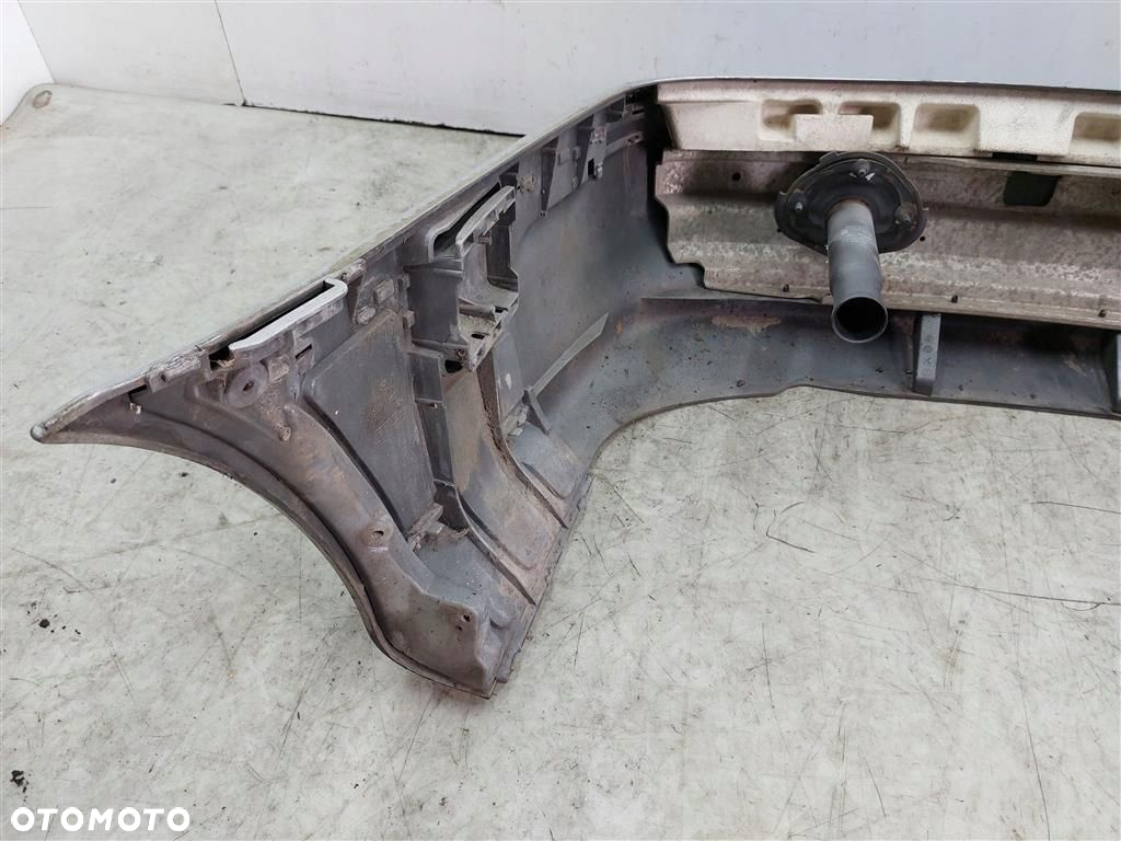 Zderzak tylny tył BMW Seria 5 E39 1996-2003 SREBRNY SEDAN - 3