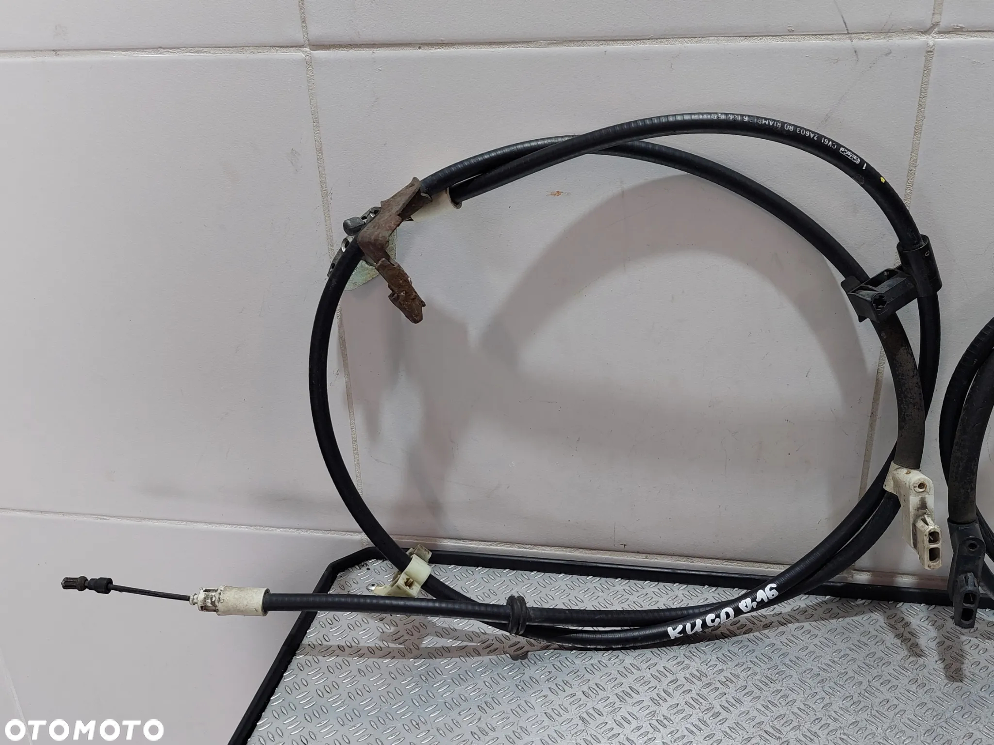 LINKI HAMULCA RĘCZNEGO KOMPLET FORD KUGA MK2 R2016 - 2