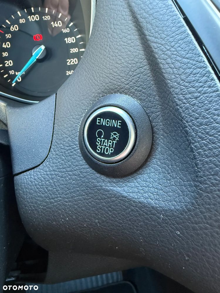 Ford Focus 1.0 EcoBoost Titanium - 13