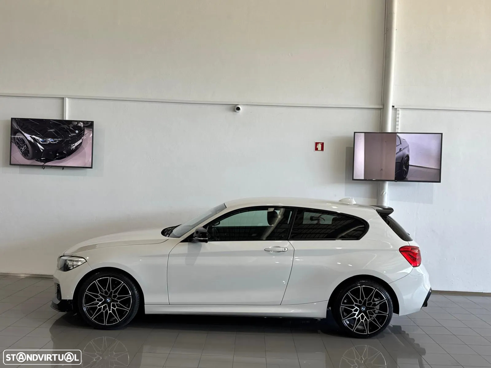 BMW 118 i Pack M - 12