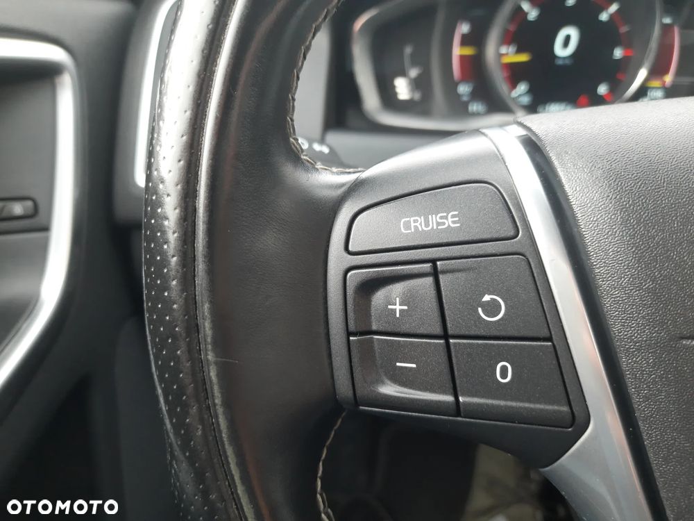 Volvo XC 60 D4 AWD Summum - 31