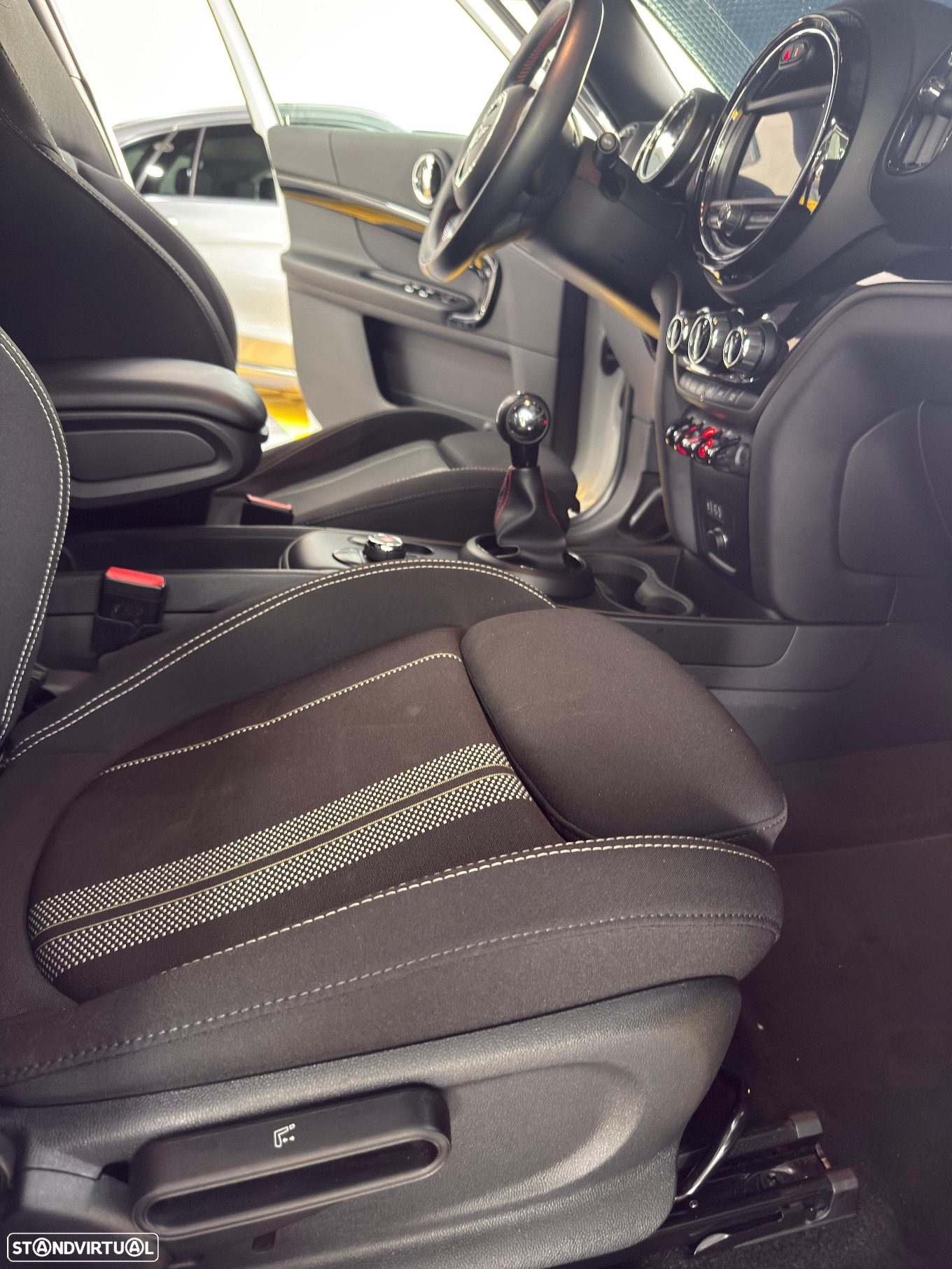 MINI Countryman Cooper D - 17