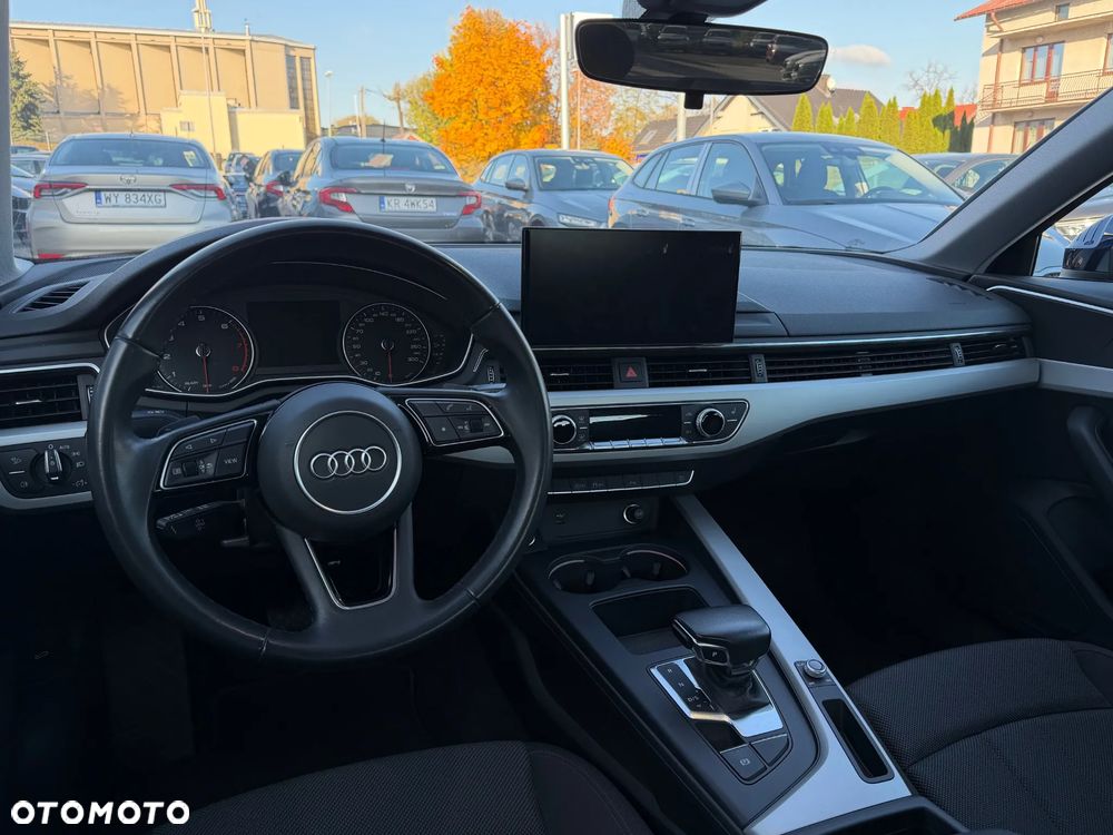Audi A4 Limousine - 15