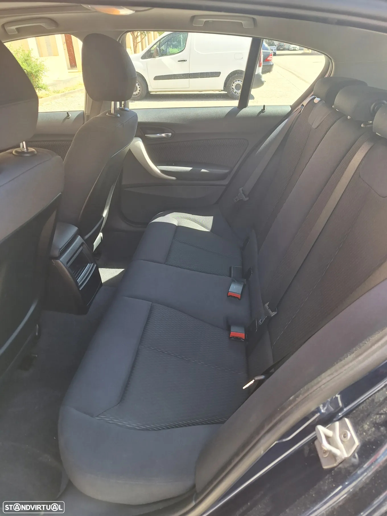 BMW 118 d - 7