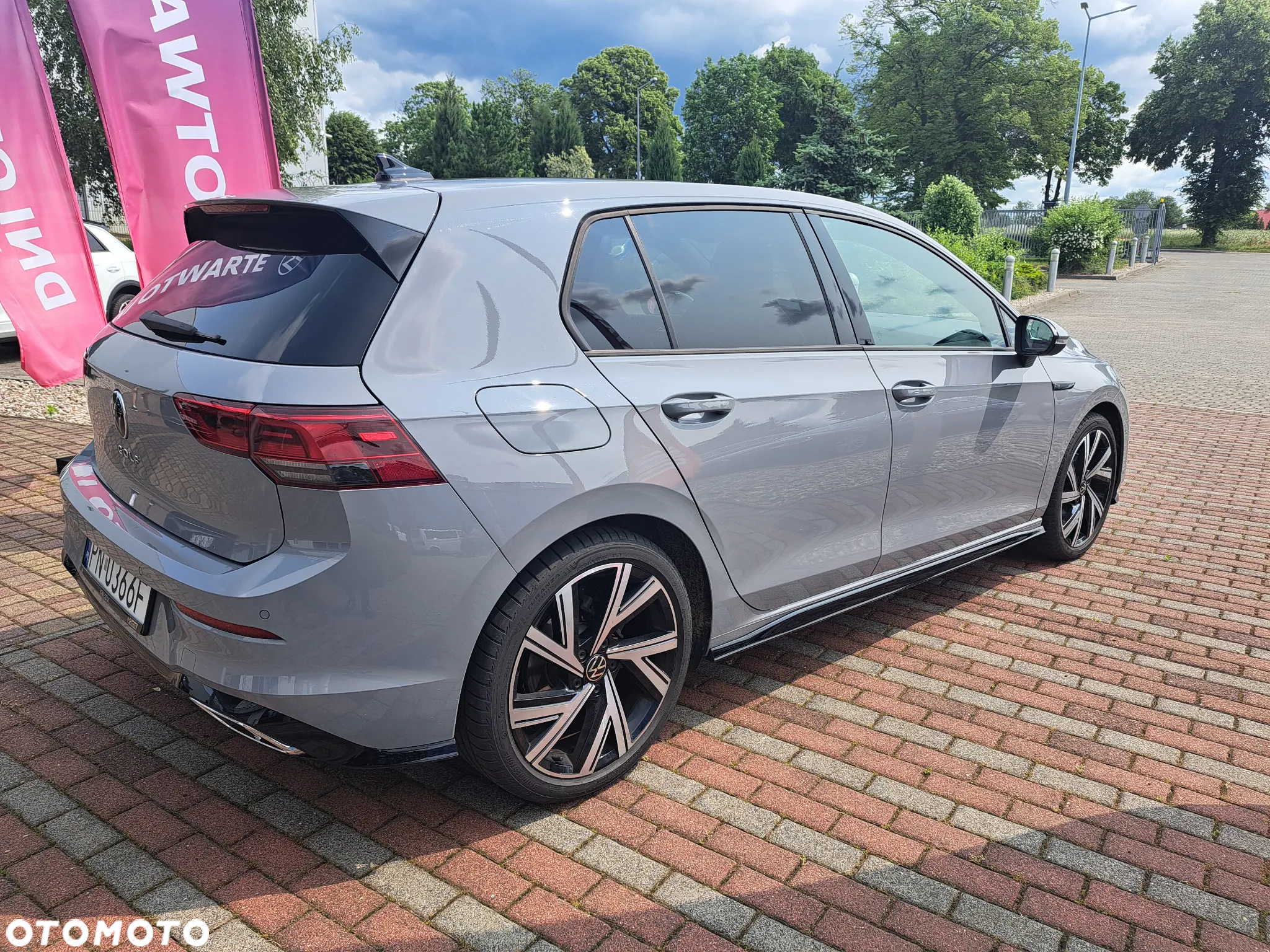 Volkswagen Golf VIII 1.5 TSI EVO R-Line - 4
