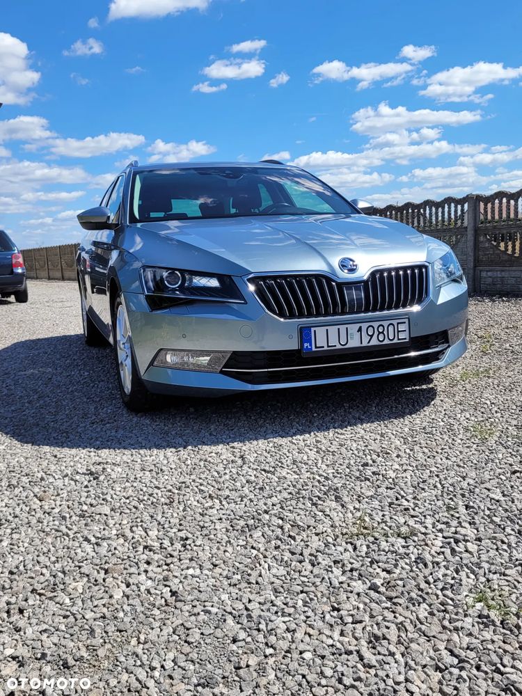 Skoda Superb 1.6 TDI GreenLine - 9