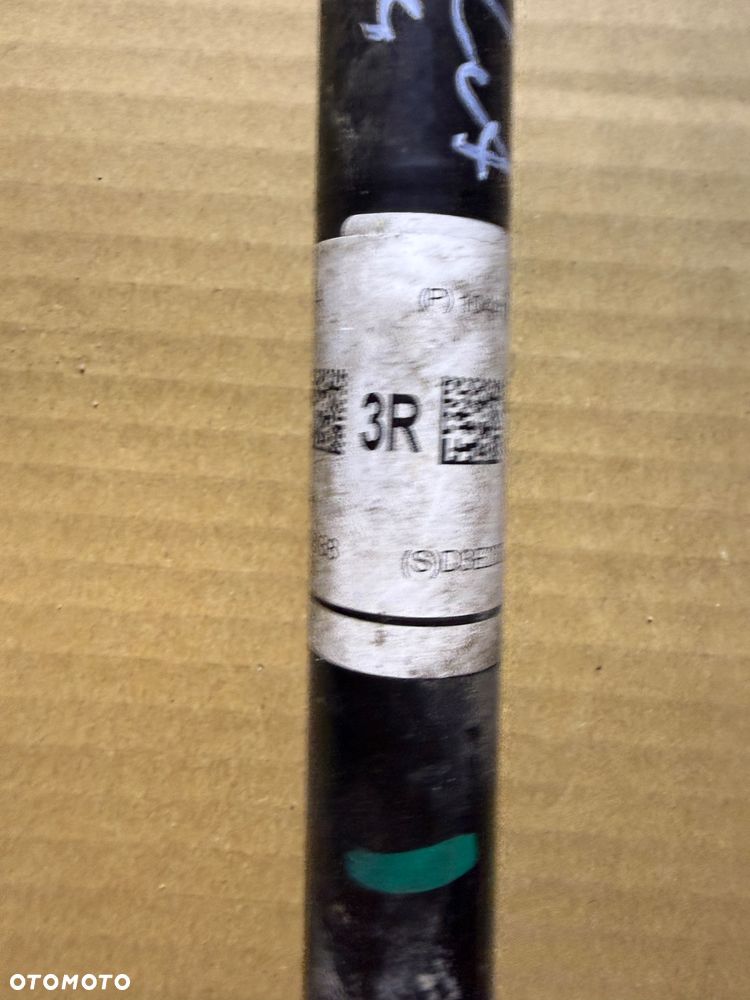 Półoś prawa, lewa Tesla Model 3 Nr. 1044168-00-A. - 2