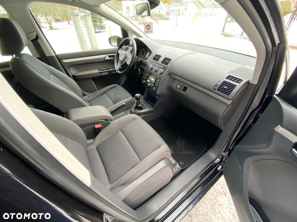 Volkswagen Touran 1.2 TSI STYLE - 13