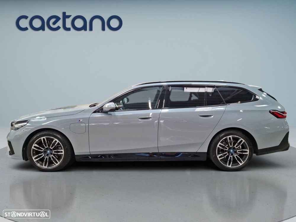 BMW 530 e Pack Desportivo M - 5