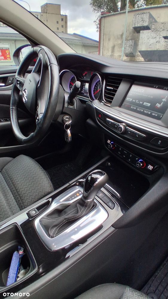 Opel Insignia - 17