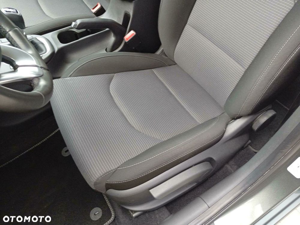 Hyundai i30 1.5 T-GDI 48V Modern - 12
