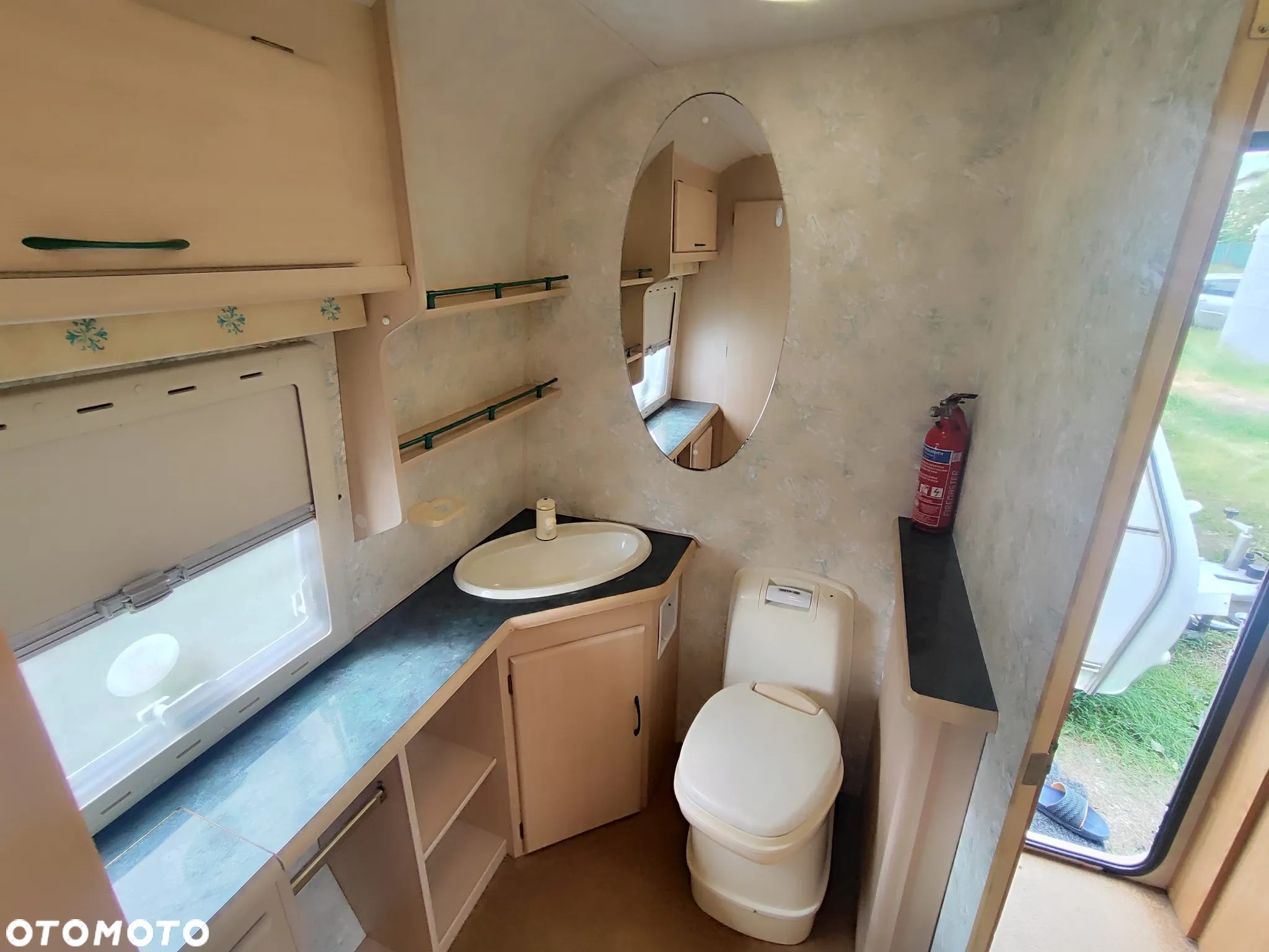 Elddis Hurricane - 28