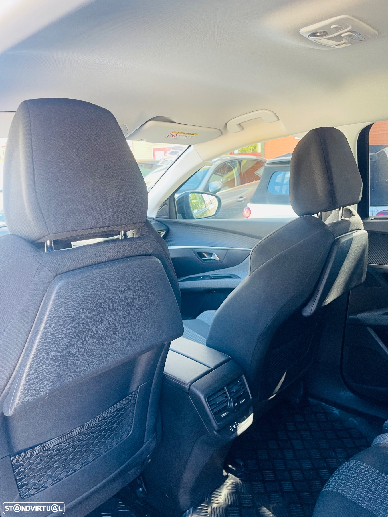 Peugeot 5008 - 10
