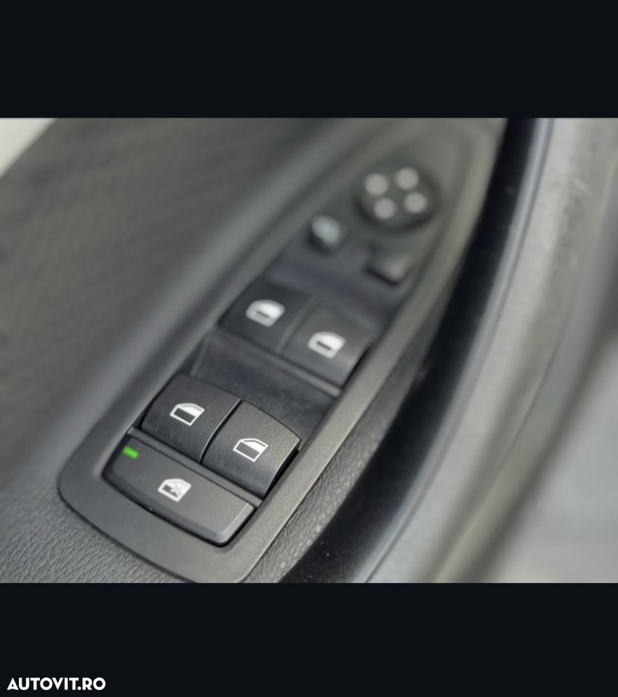 BMW X1 xDrive20d AT - 12