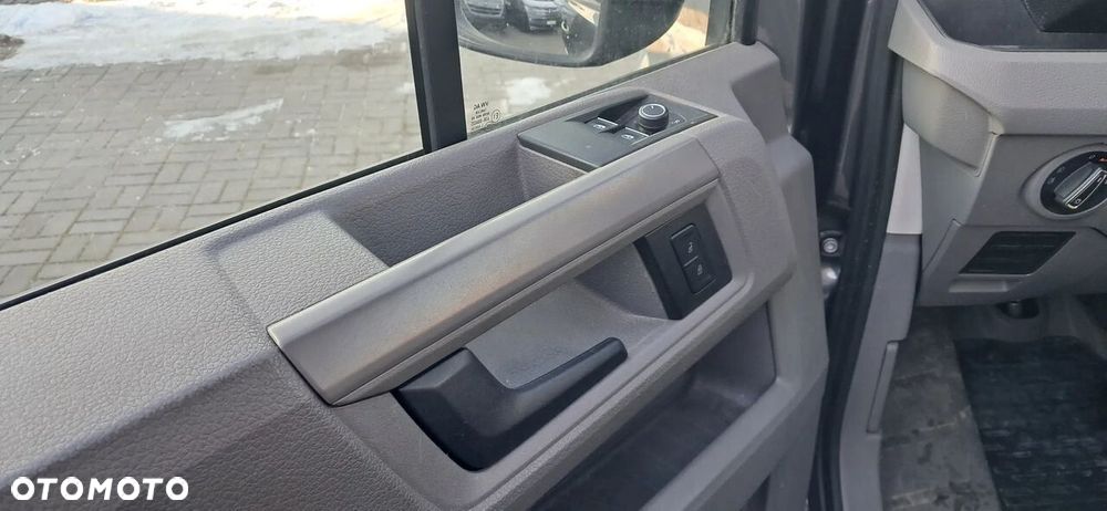 Volkswagen Crafter - 10