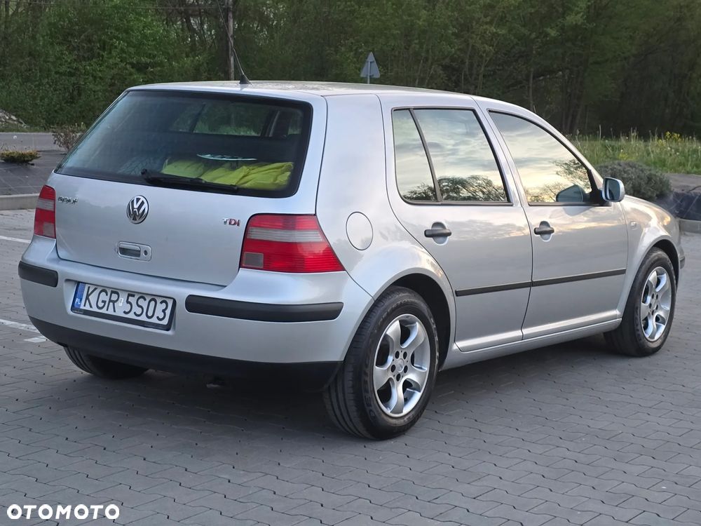 Volkswagen Golf 1.9 TDI Trendline - 12