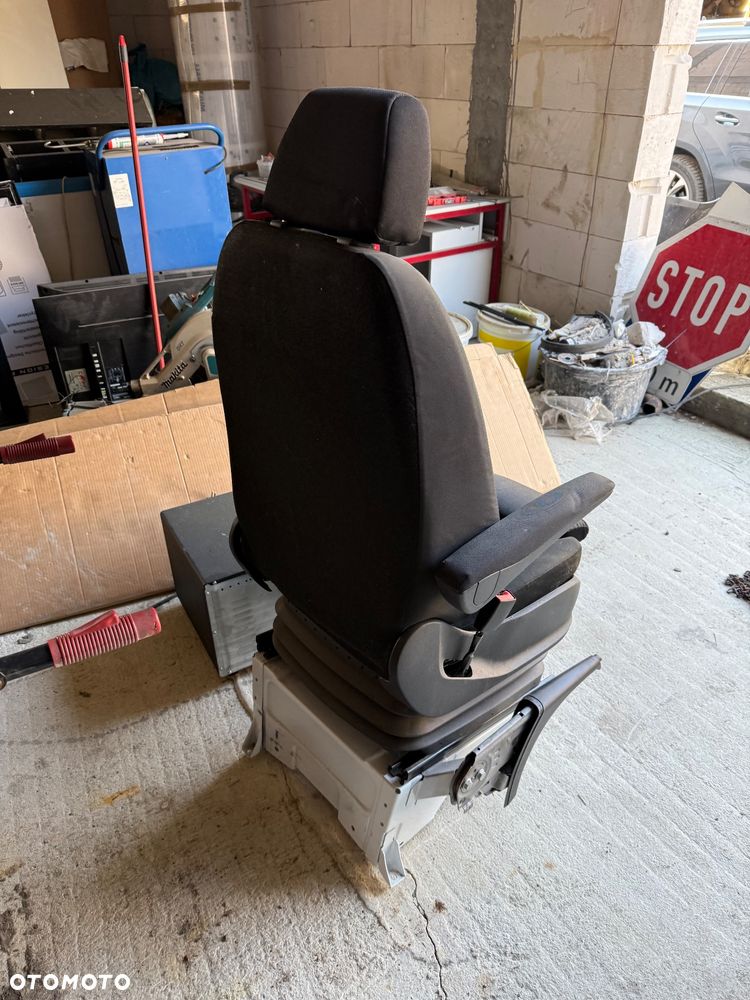 Sprinter 907 fotel pompowany komfortowy podgrzewany - 3