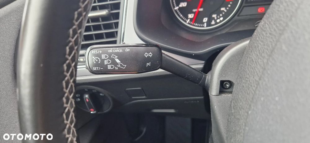 Seat Leon 1.2 TSI Start&Stop CONNECT - 25