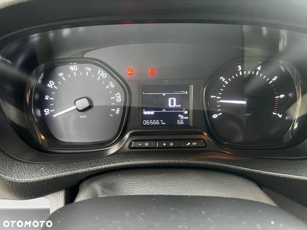 Toyota Proace - 18