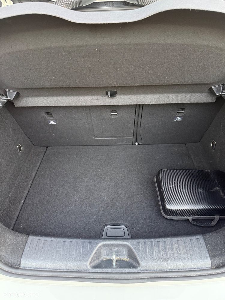Mercedes-Benz Klasa A 250 7G-DCT SCORE - 24