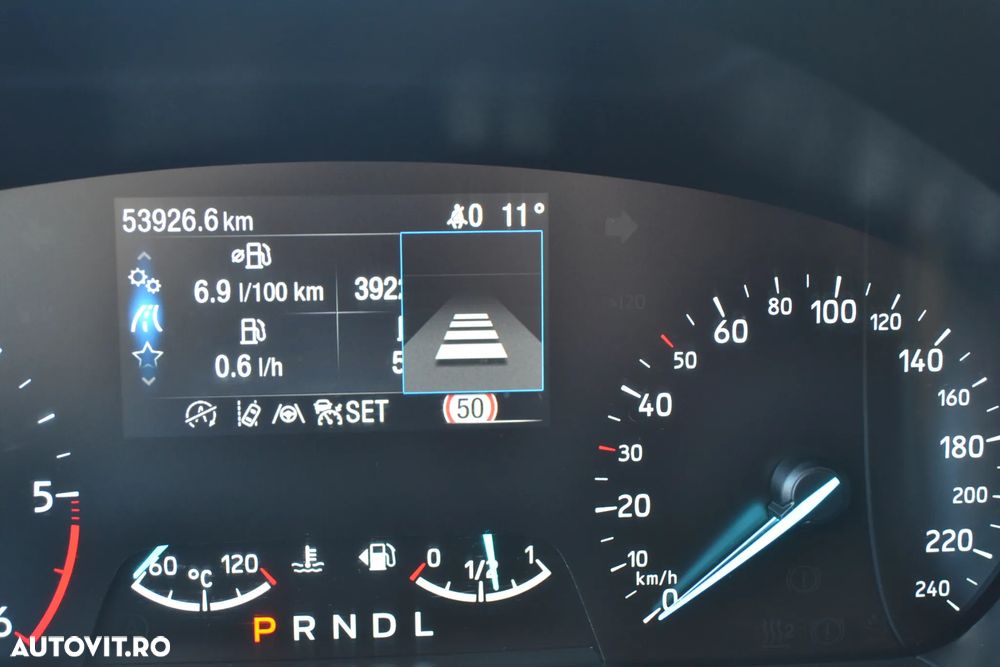 Ford Focus 1.5 EcoBlue Titanium - 13