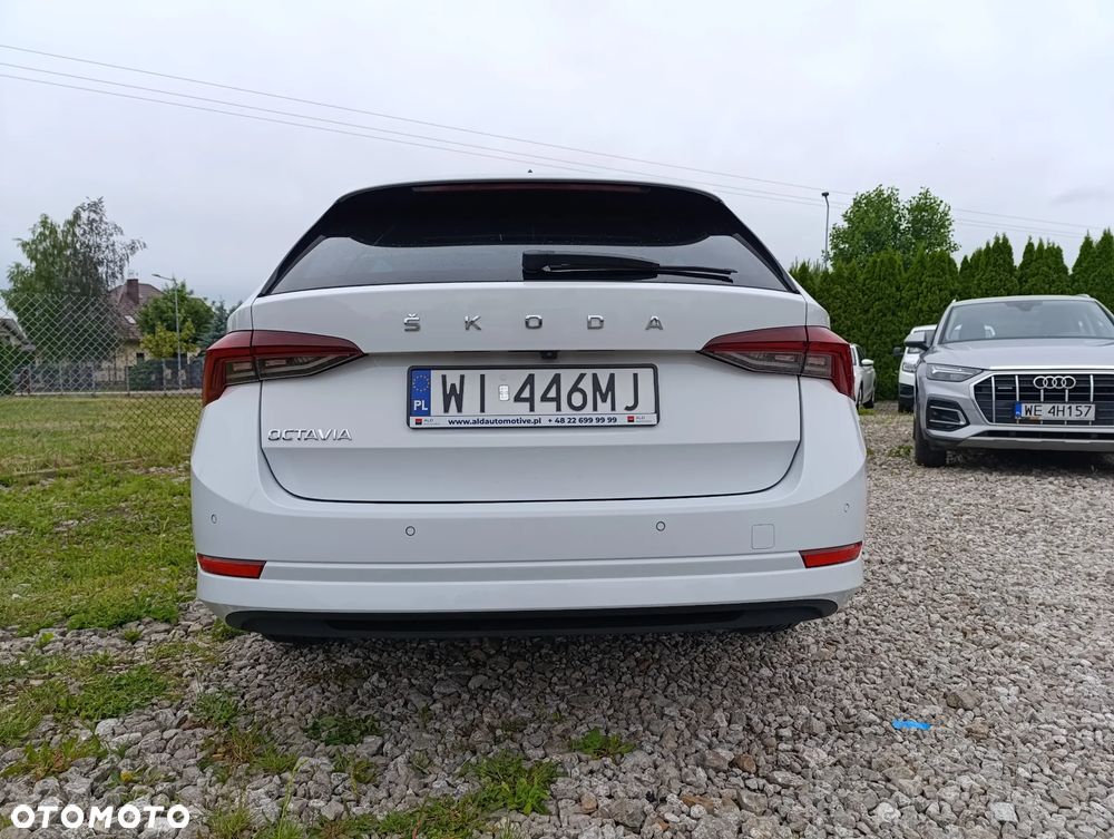 Skoda Octavia 2.0 TDI Style DSG - 11