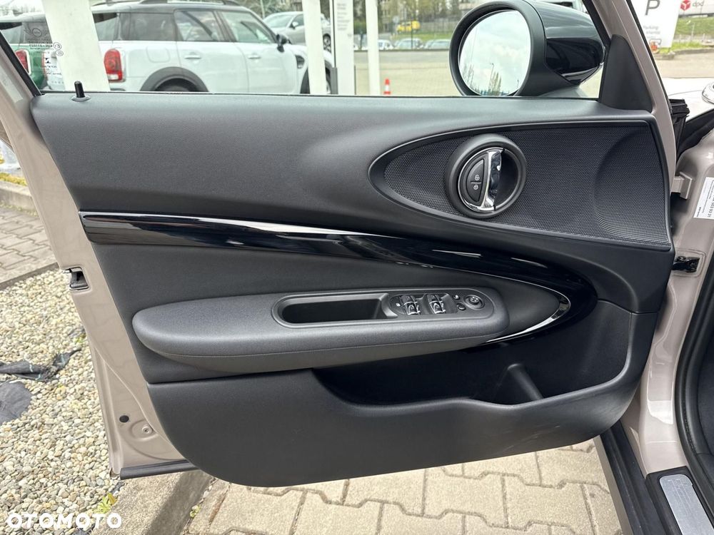 MINI Clubman Cooper - 17