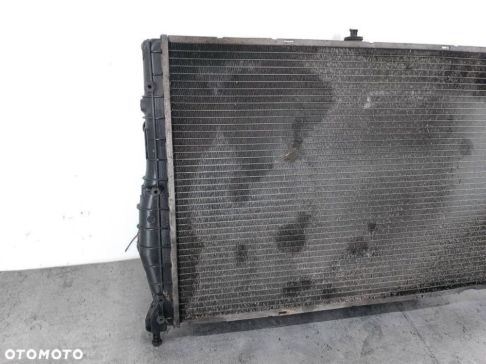 CHŁODNICA WODY Z WENTYLATOREM ALFA ROMEO GT II 836000100 1.9 JTD - 7