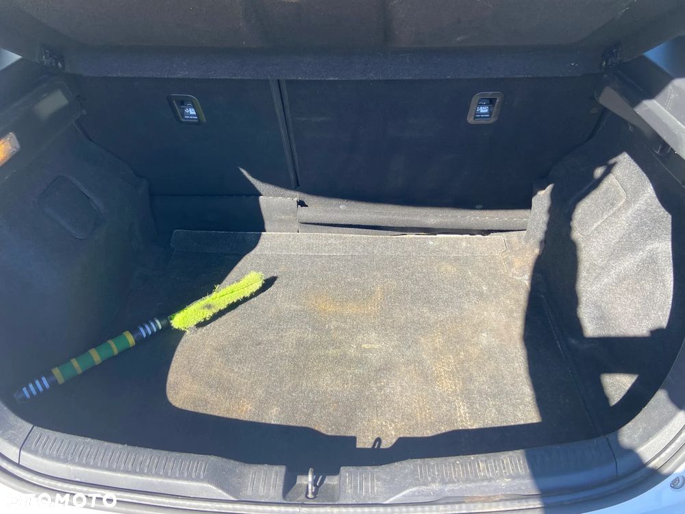 Toyota Auris 1.33 VVT-i Active - 15