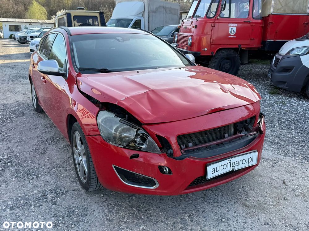 Volvo V60 D2 Momentum - 6