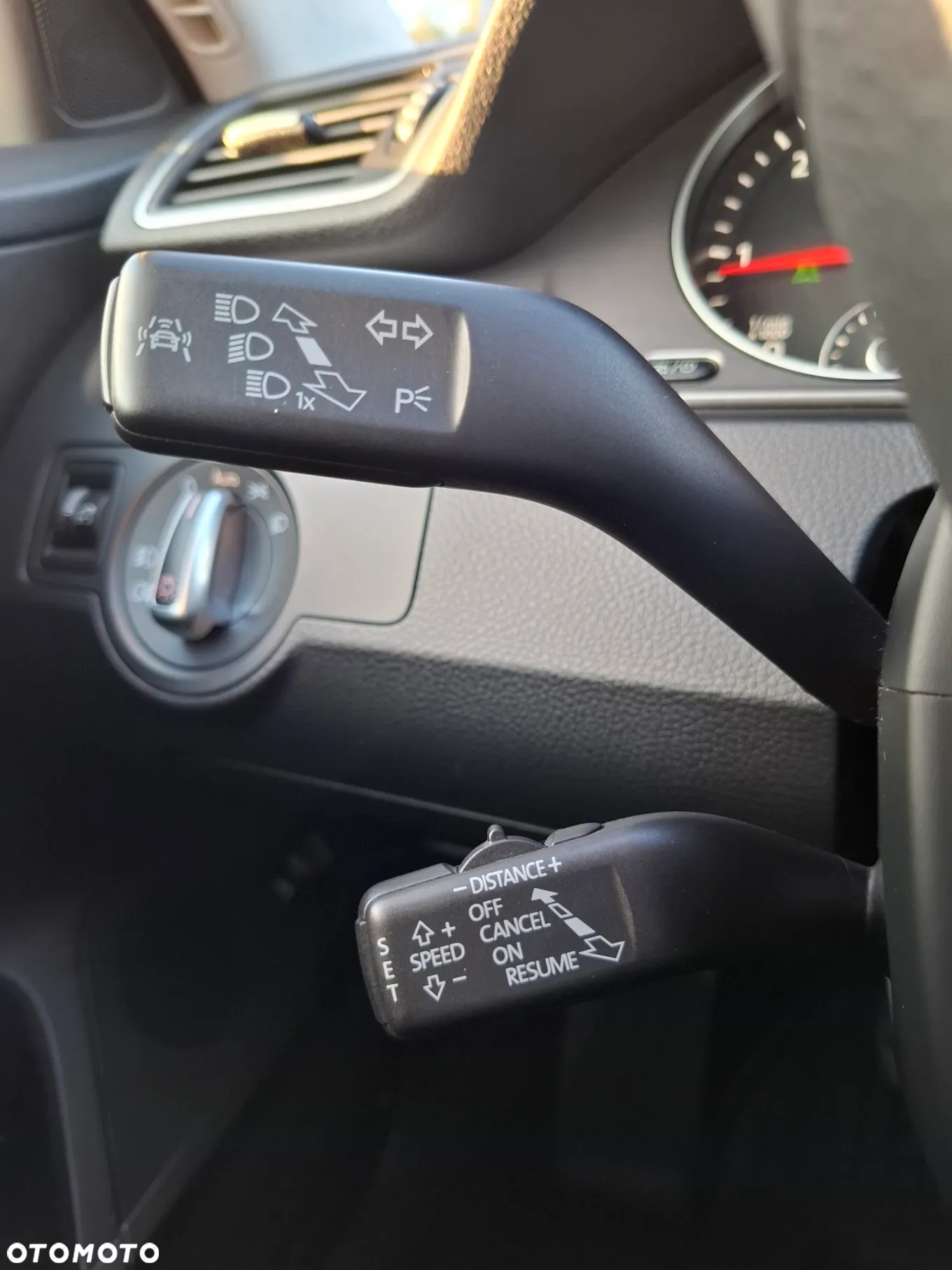 Volkswagen Passat - 11