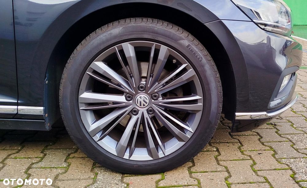 Volkswagen Passat 2.0 TDI 4Mot Elegance DSG - 4