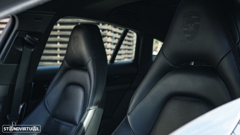 Porsche Panamera 4S E-Hybrid - 4