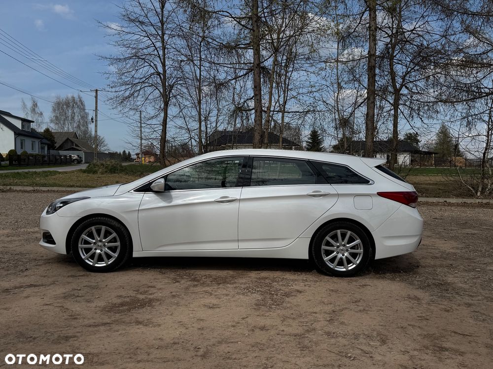 Hyundai i40 Kombi 1.6 Classic - 2