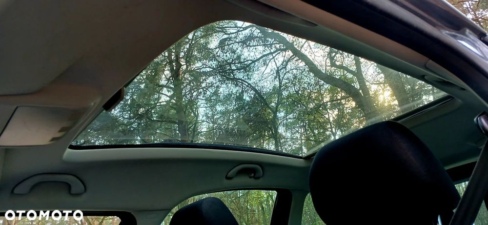 Skoda Roomster 1.4 MPI Comfort PLUS EDITION - 13