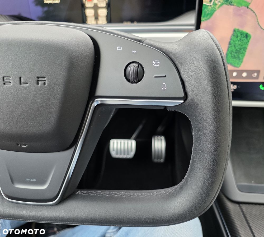 Tesla Model X - 29
