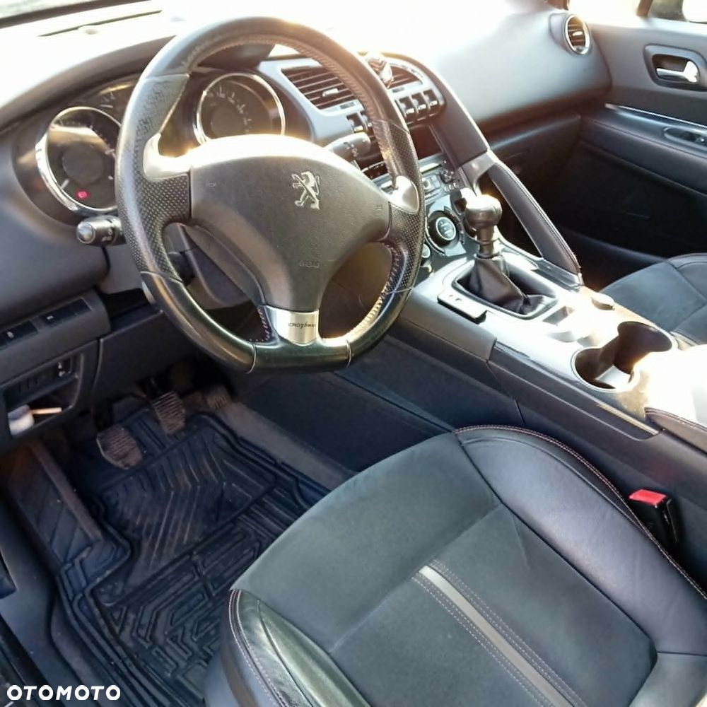 Peugeot 3008 HDi 115 Allure - 5