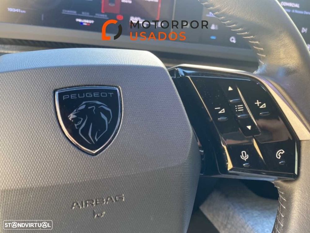 Peugeot 3008 1.2 Hybrid Allure e-DCS6 - 16