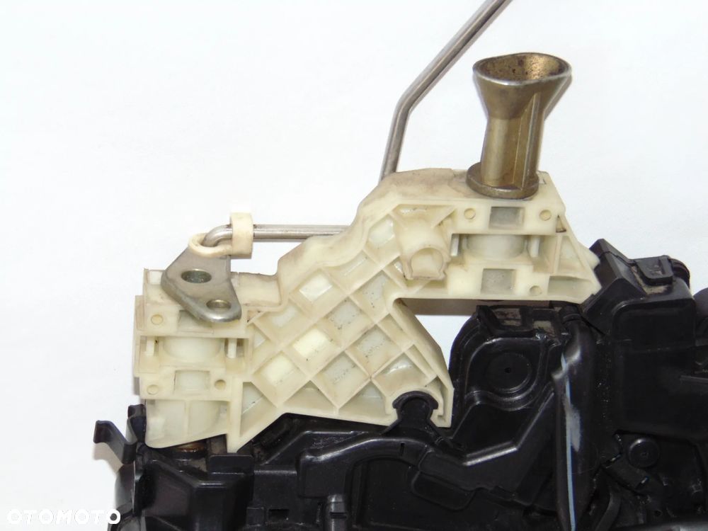 Zamek tylny prawy mechanizm zamka drzwi przesuwnych VW Caddy III 2K0843654G - 9