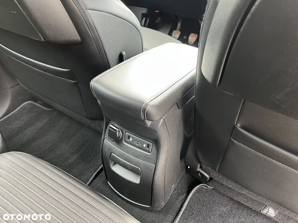 Renault Scenic - 25