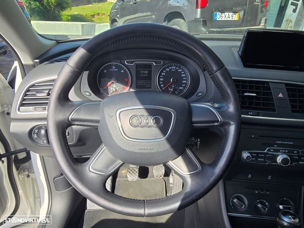 Audi Q3 2.0 TDI Attraction - 18