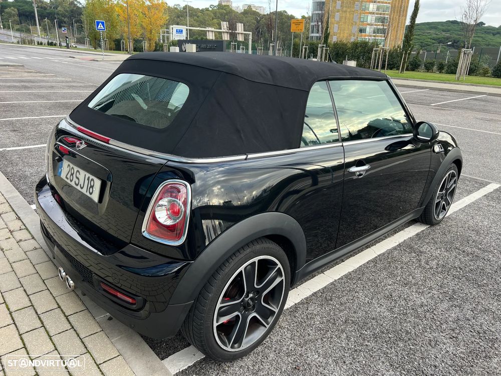 MINI Cabrio Cooper SD - 17