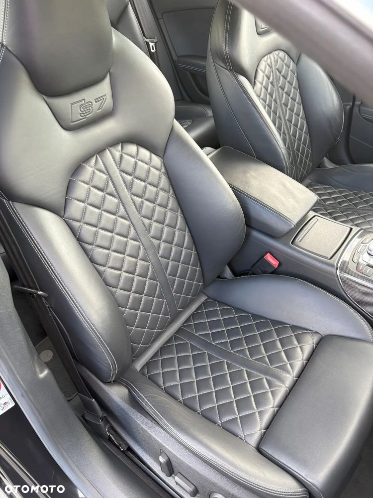 Audi S7 Sportback Standard - 25