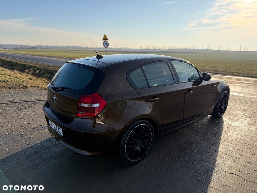 BMW Seria 1 120d - 10