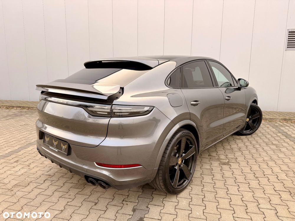 Porsche Cayenne - 18