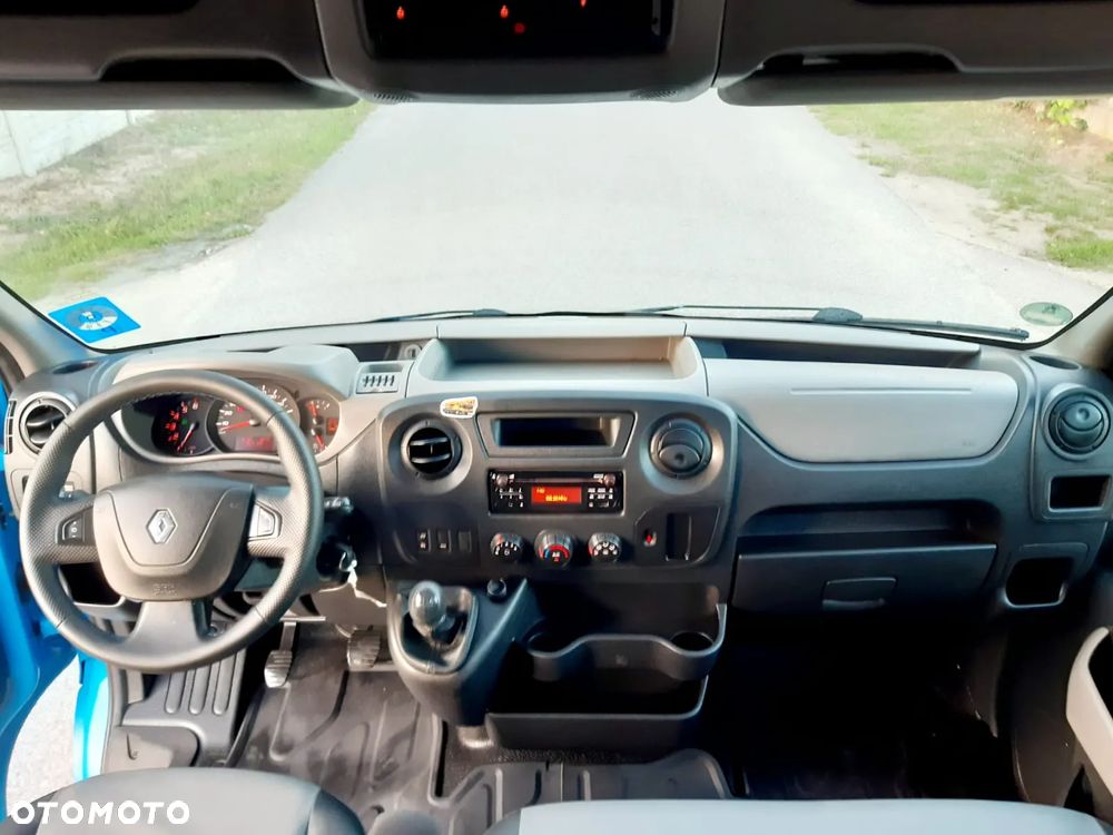 Renault Master - 33