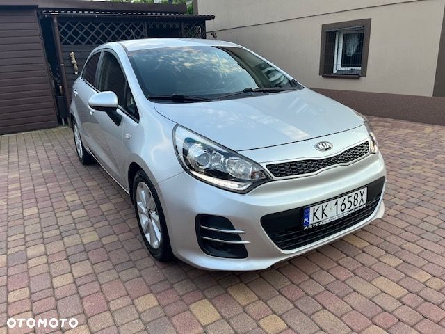 Kia Rio 1.2 Attract - 1