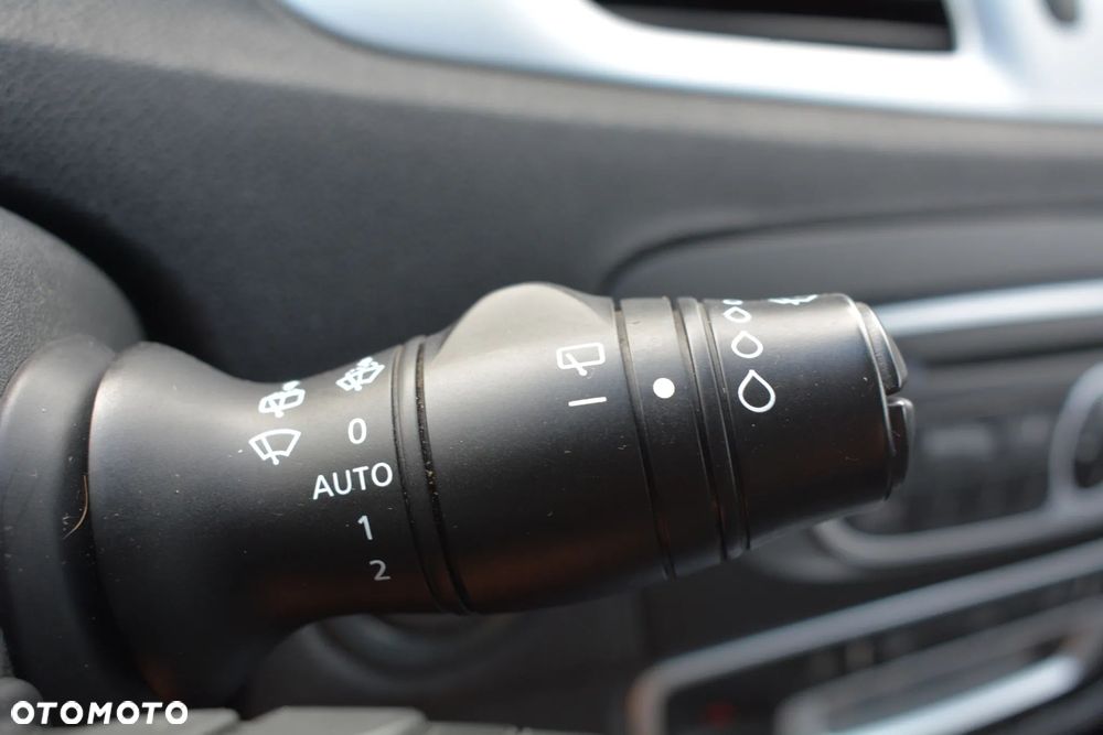 Renault Scenic - 26