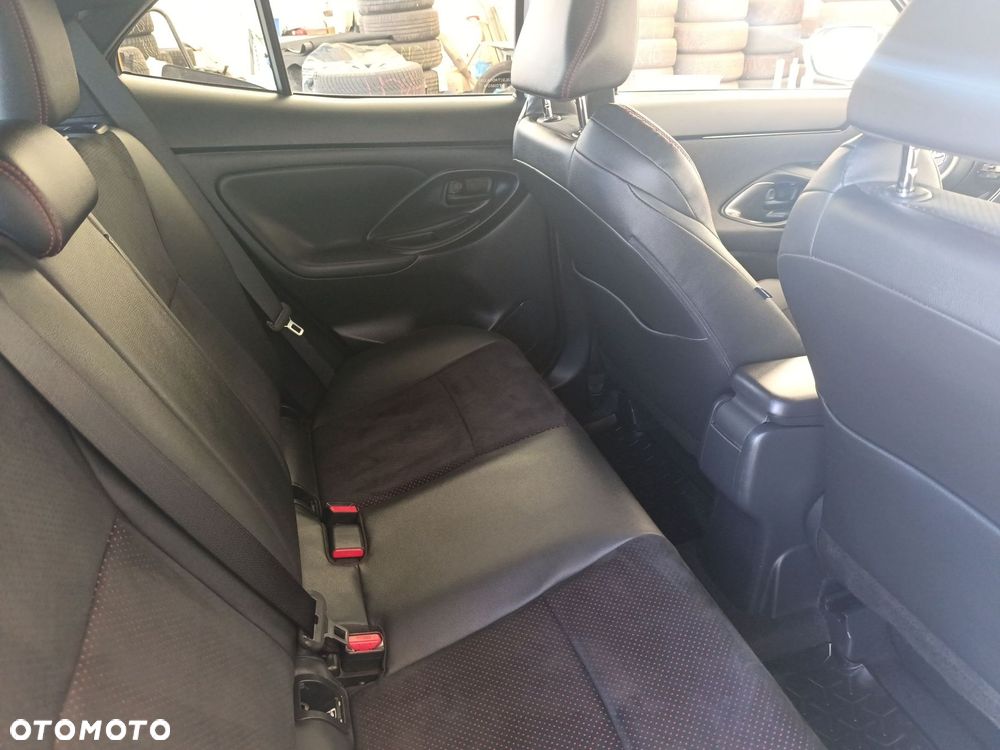 Toyota Yaris Cross Hybrid 1.5 GR Sport - 10